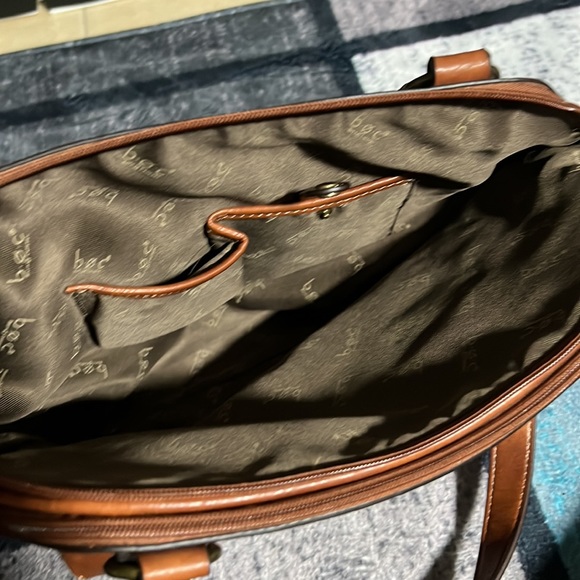 Womens Faux Leather Convertible Satchel Handbag - Picture 3 of 9